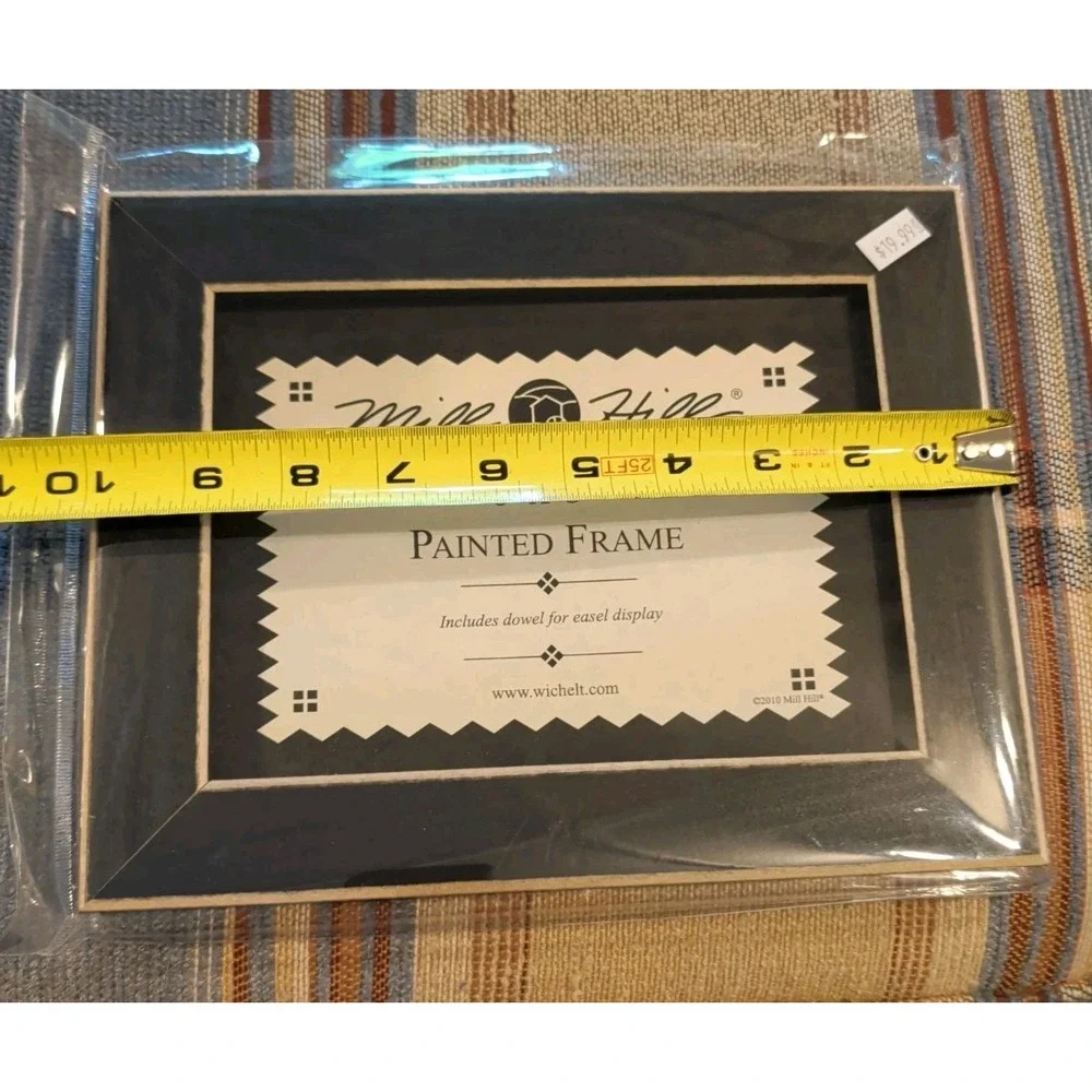 Brand New 2010 Mill Hill Frame 6X8 Wooden Hand-Painted Matte Black Folk Art